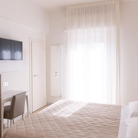 Hotel Silver Rimini Eksteriør billede