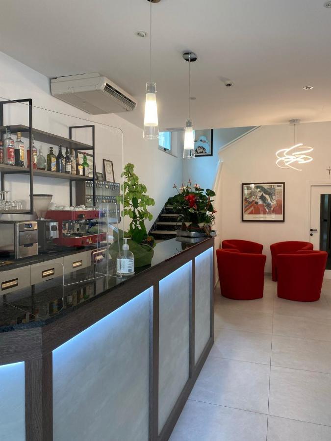Hotel Silver Rimini Eksteriør billede