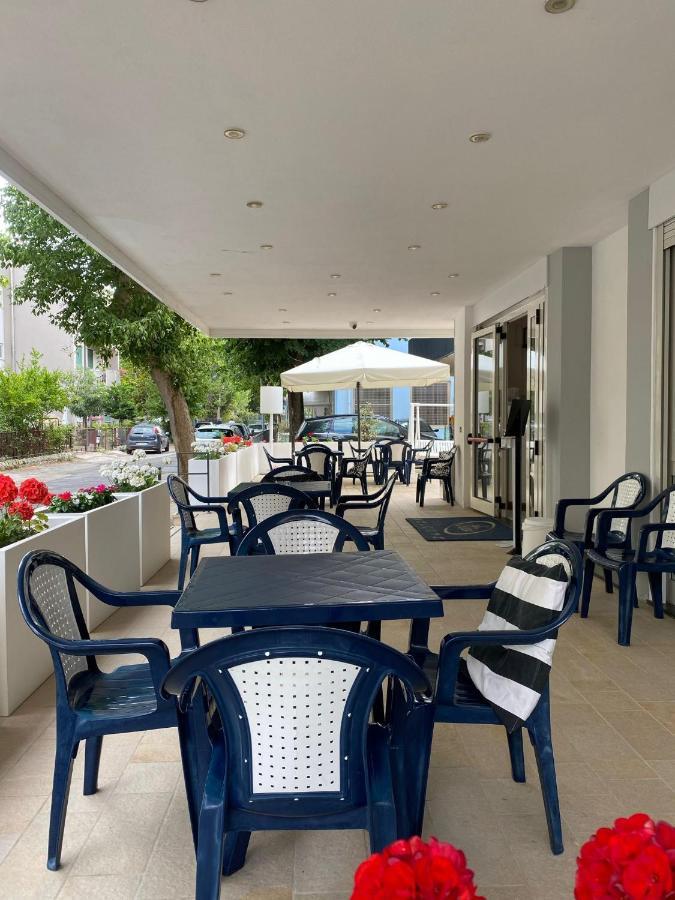 Hotel Silver Rimini Eksteriør billede