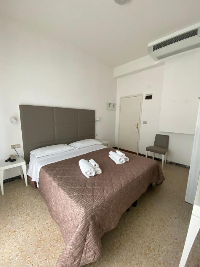 Hotel Silver Rimini Eksteriør billede