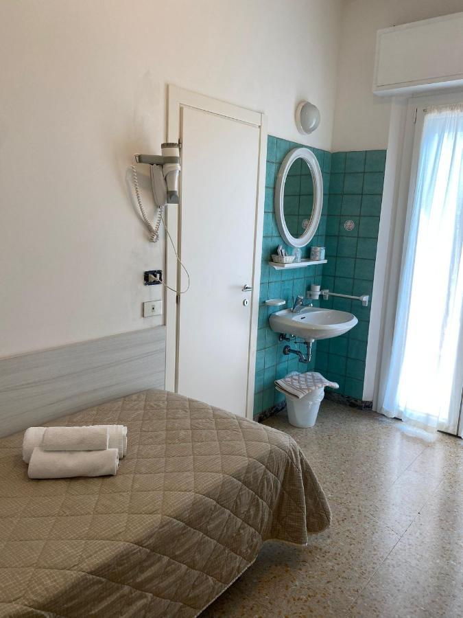 Hotel Silver Rimini Eksteriør billede